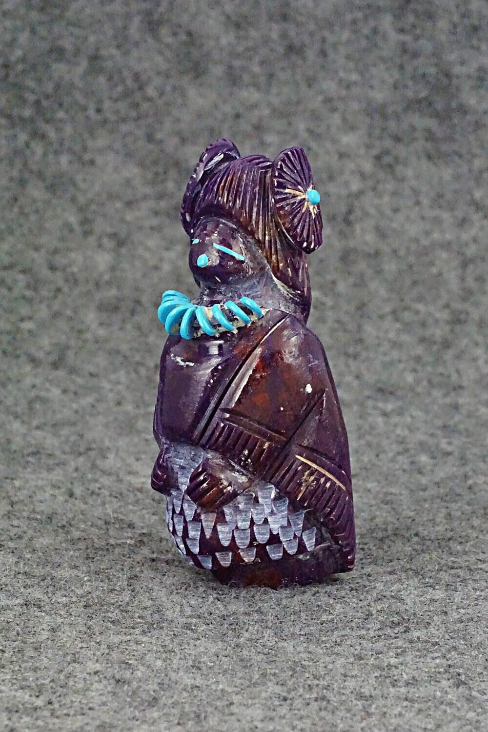 Corn Maiden Zuni Fetish Carving - Claudia Peina