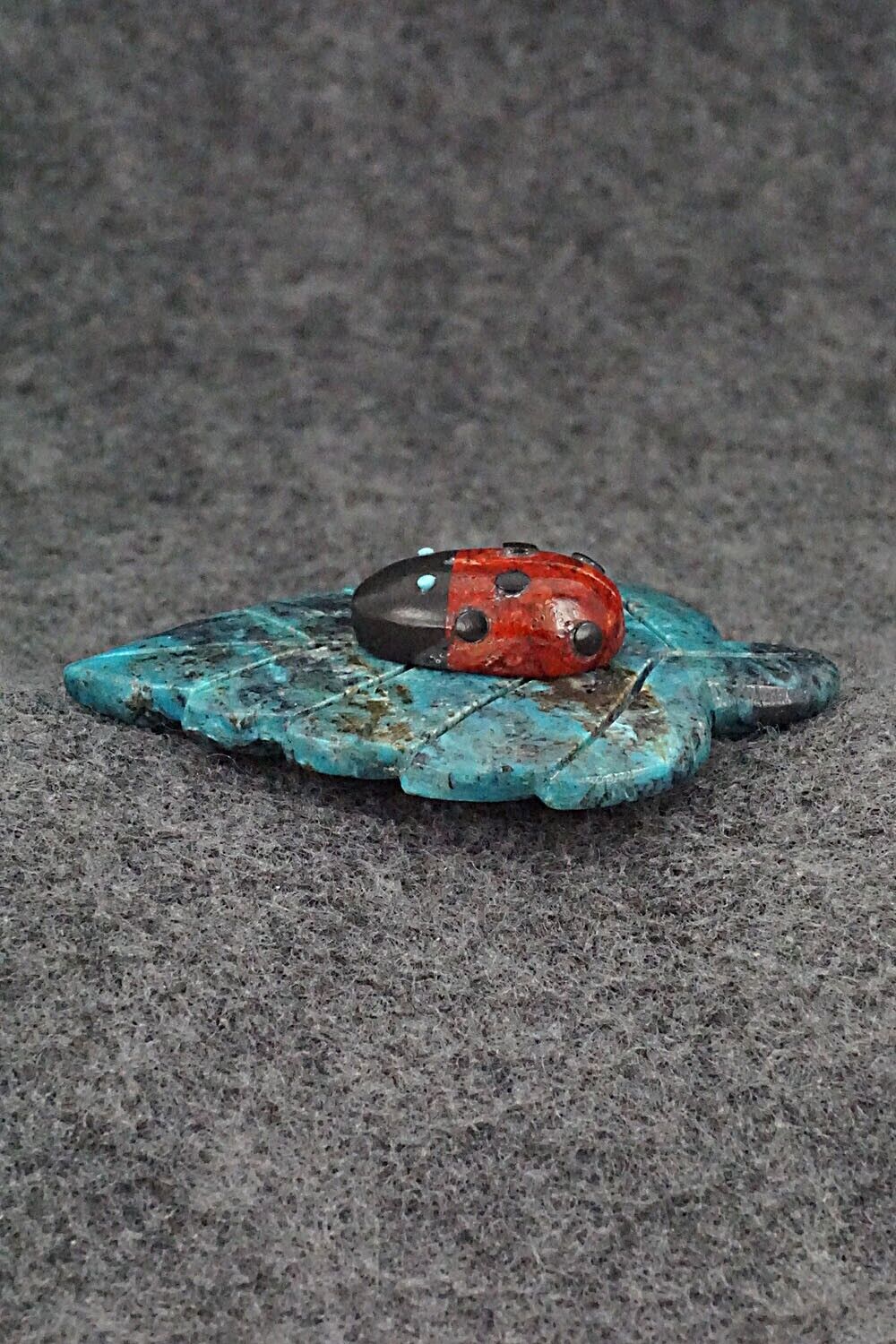 Ladybug on a Leaf Zuni Fetish Carving - Reynold Lunasee