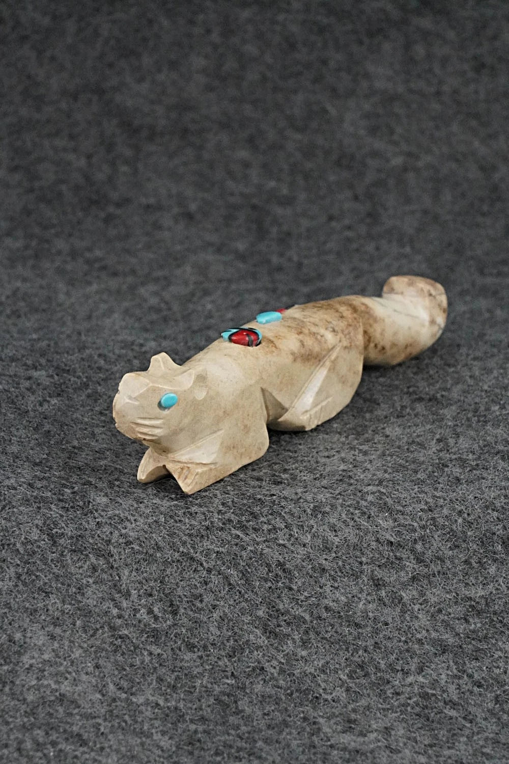 Mountain Lion Zuni Fetish Carving - Danette Laate