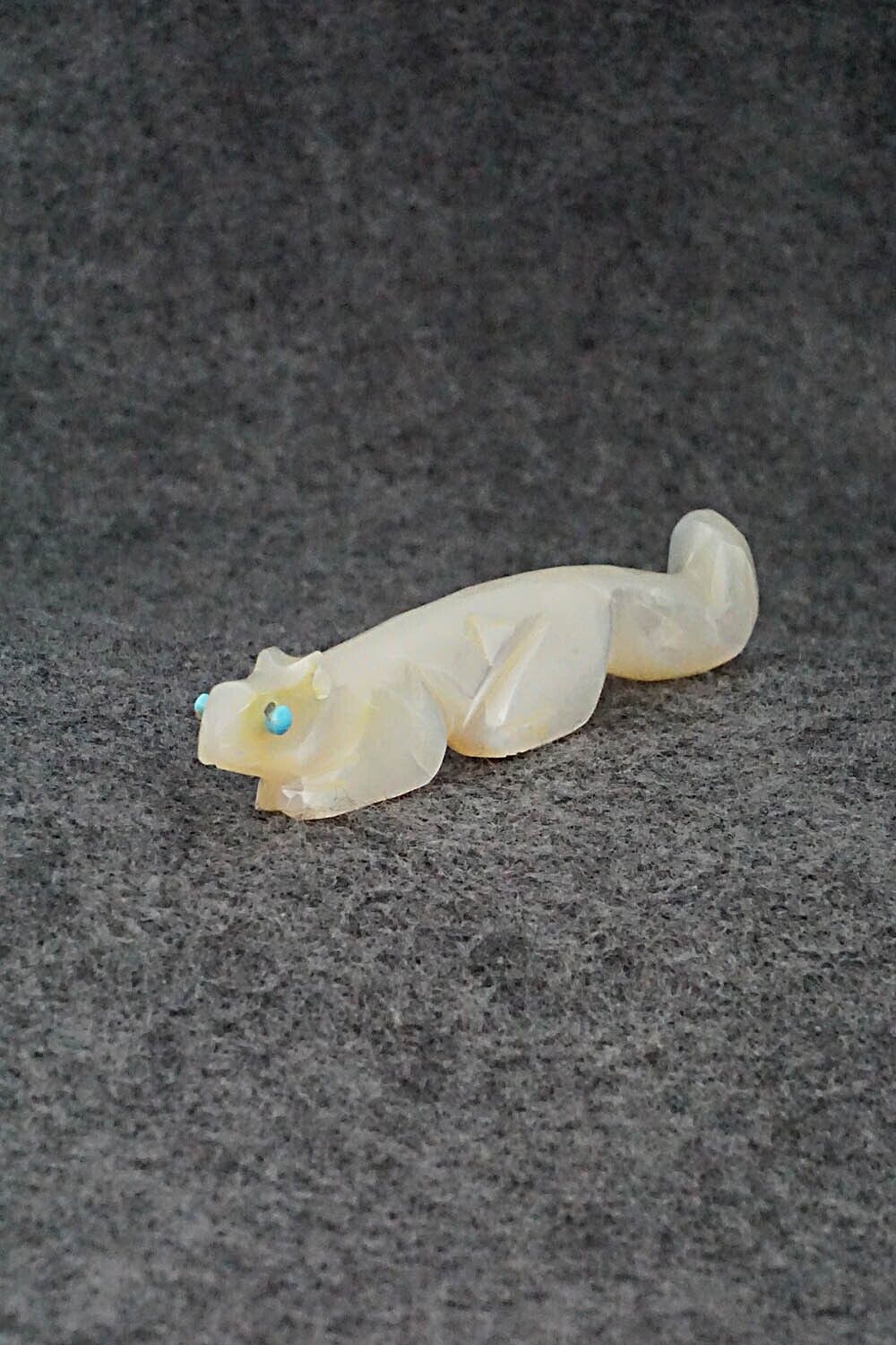 Mountain Lion Zuni Fetish Carving - Danette Laate