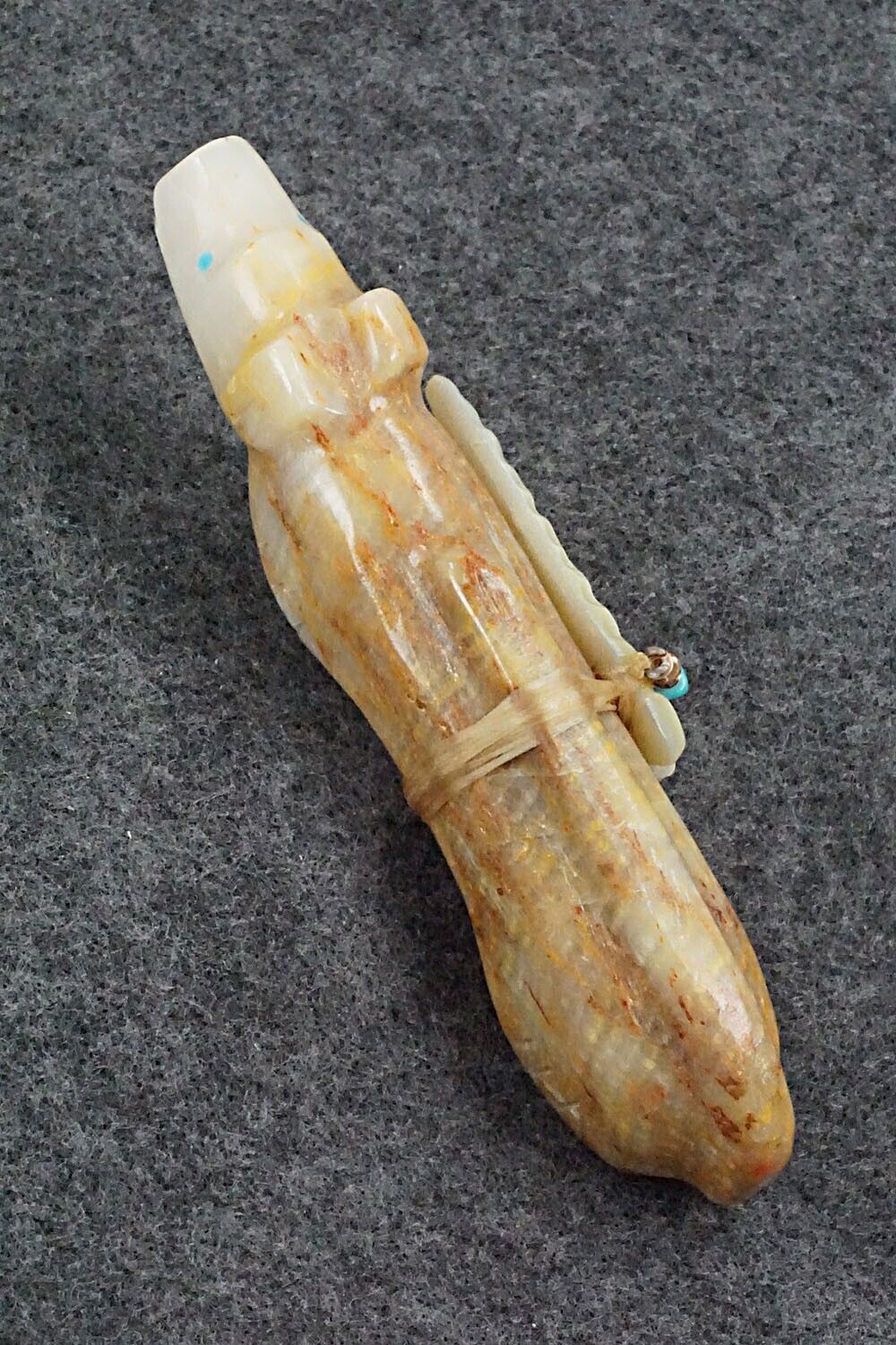 Mountain Lion Zuni Fetish Carving - Peter Gasper
