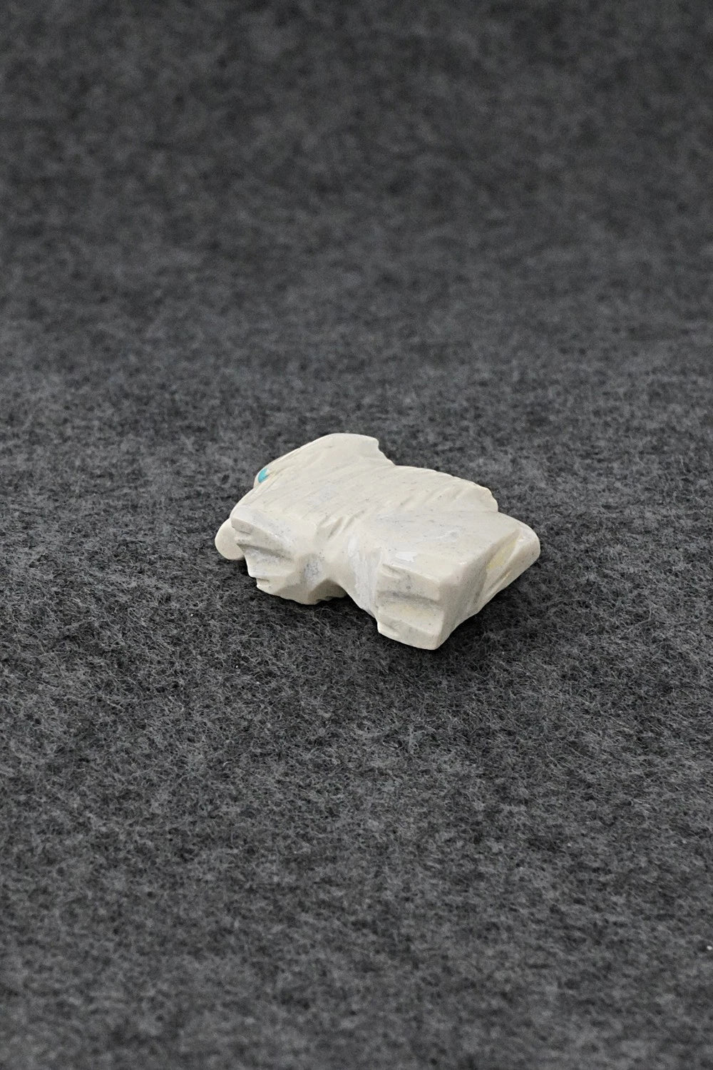 Buffalo Zuni Fetish Carving - Gilbert Lonjose