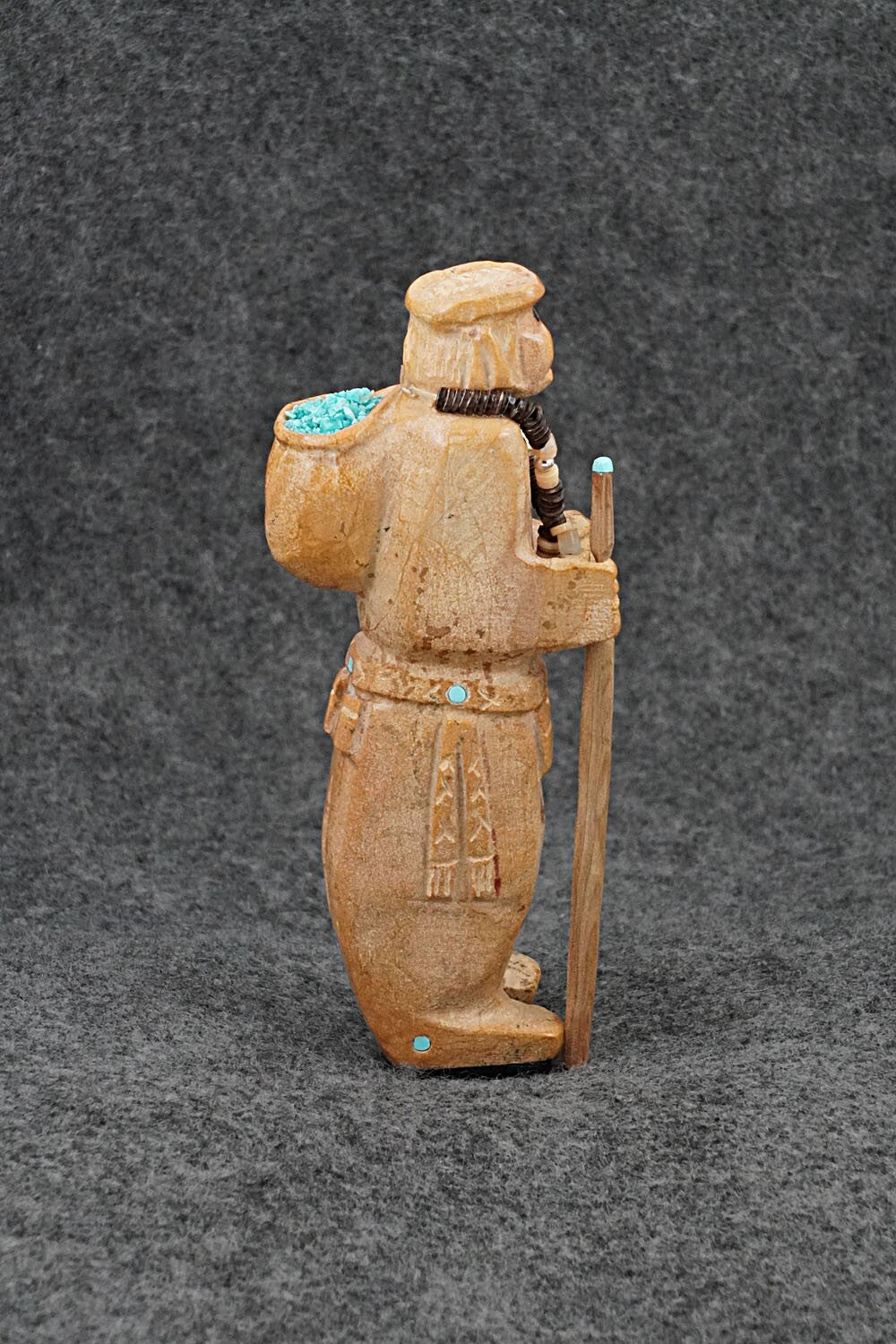 Hopi Man Zuni Fetish Carving - Freddie Leekya