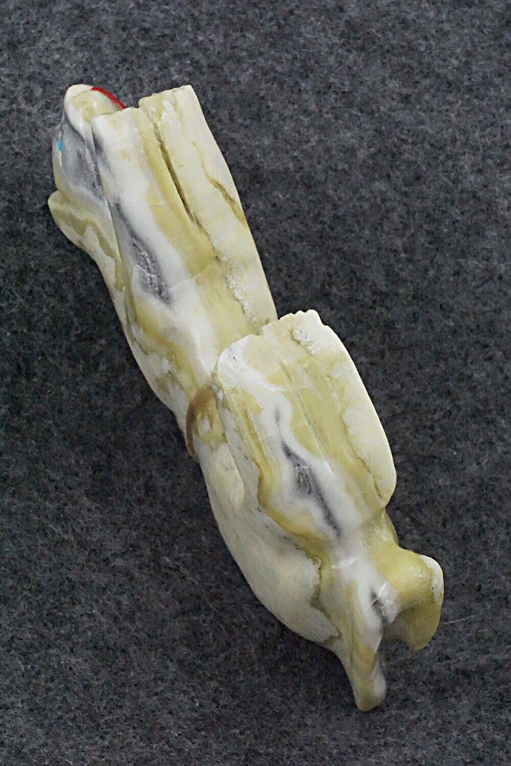 Mountain Lion Zuni Fetish Carving - Kevin Quam
