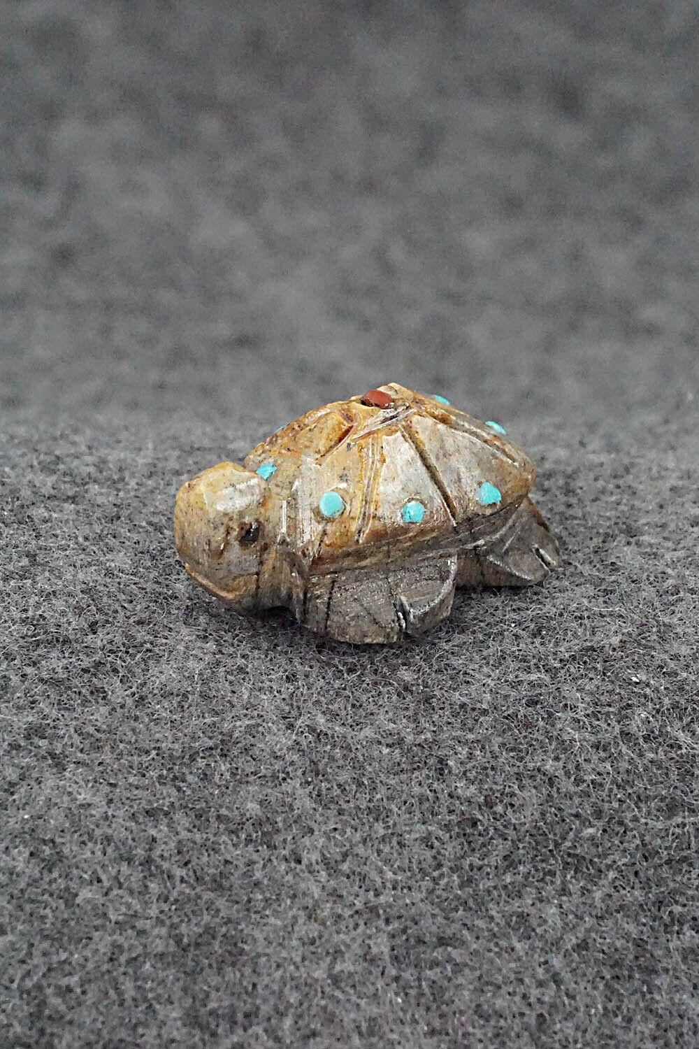 Turtle Zuni Fetish Carving - Carl Etsate