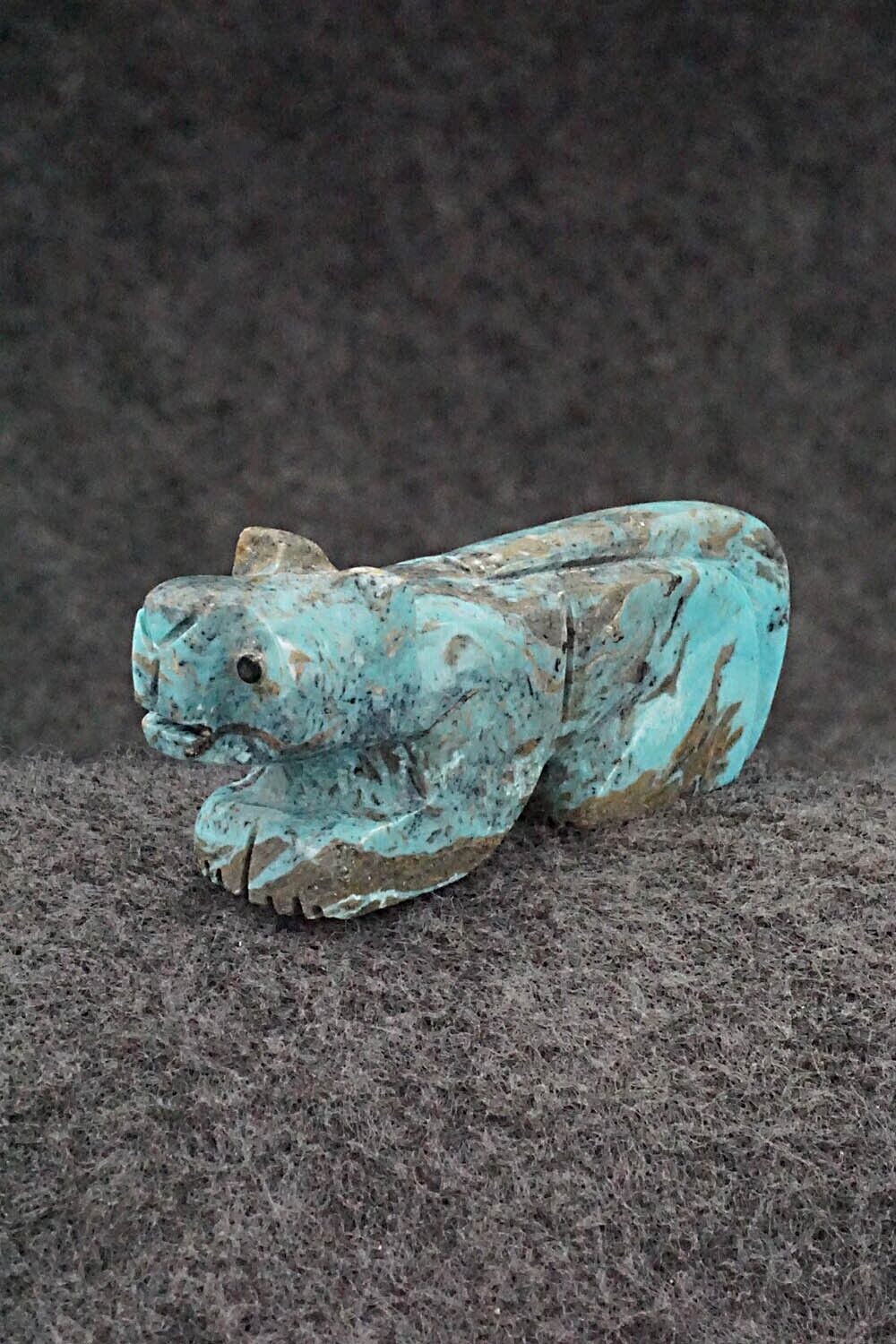 Mountain Lion Zuni Fetish Carving - Reynold Lunasee