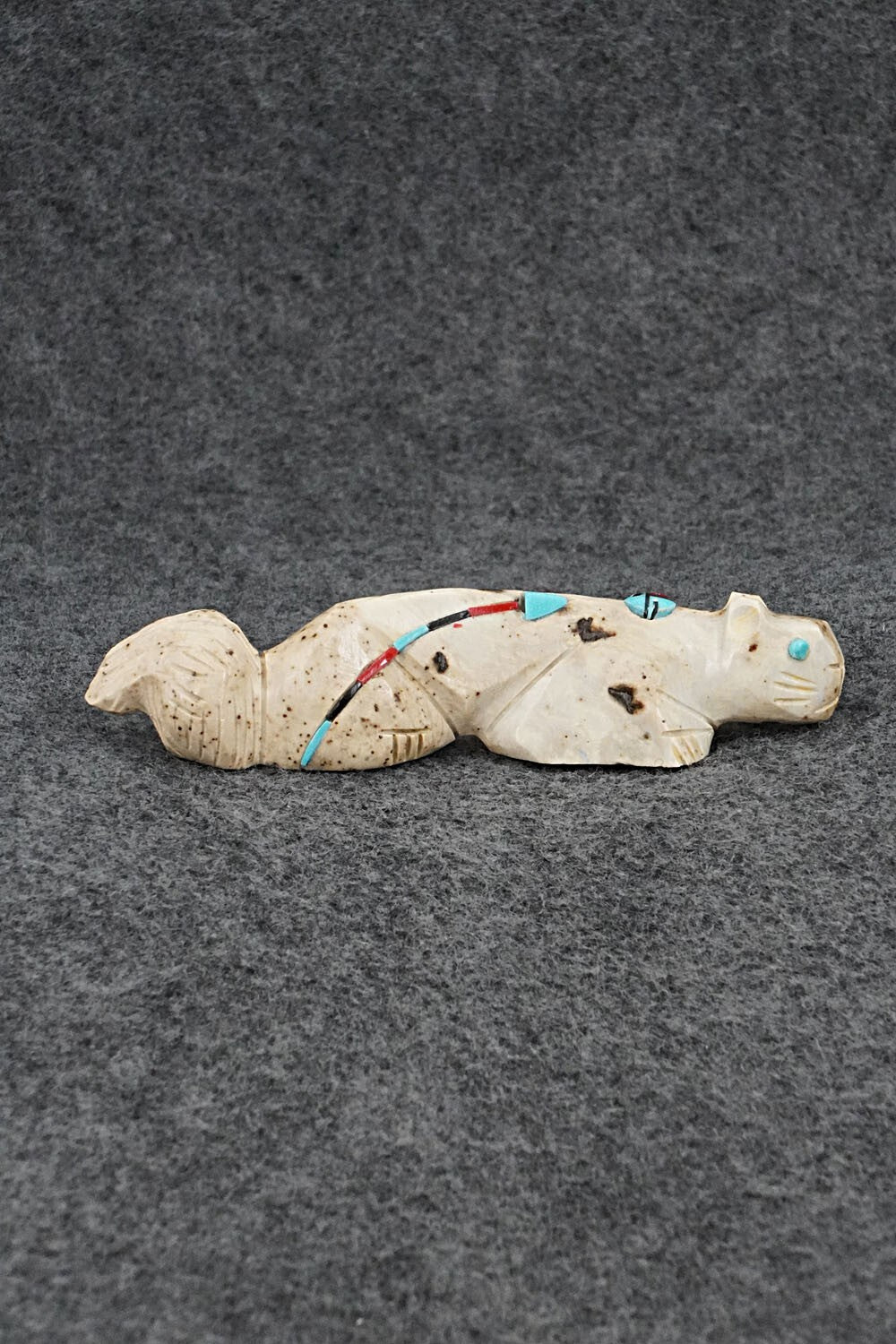 Squirrel Zuni Fetish Carving - Danette Laate