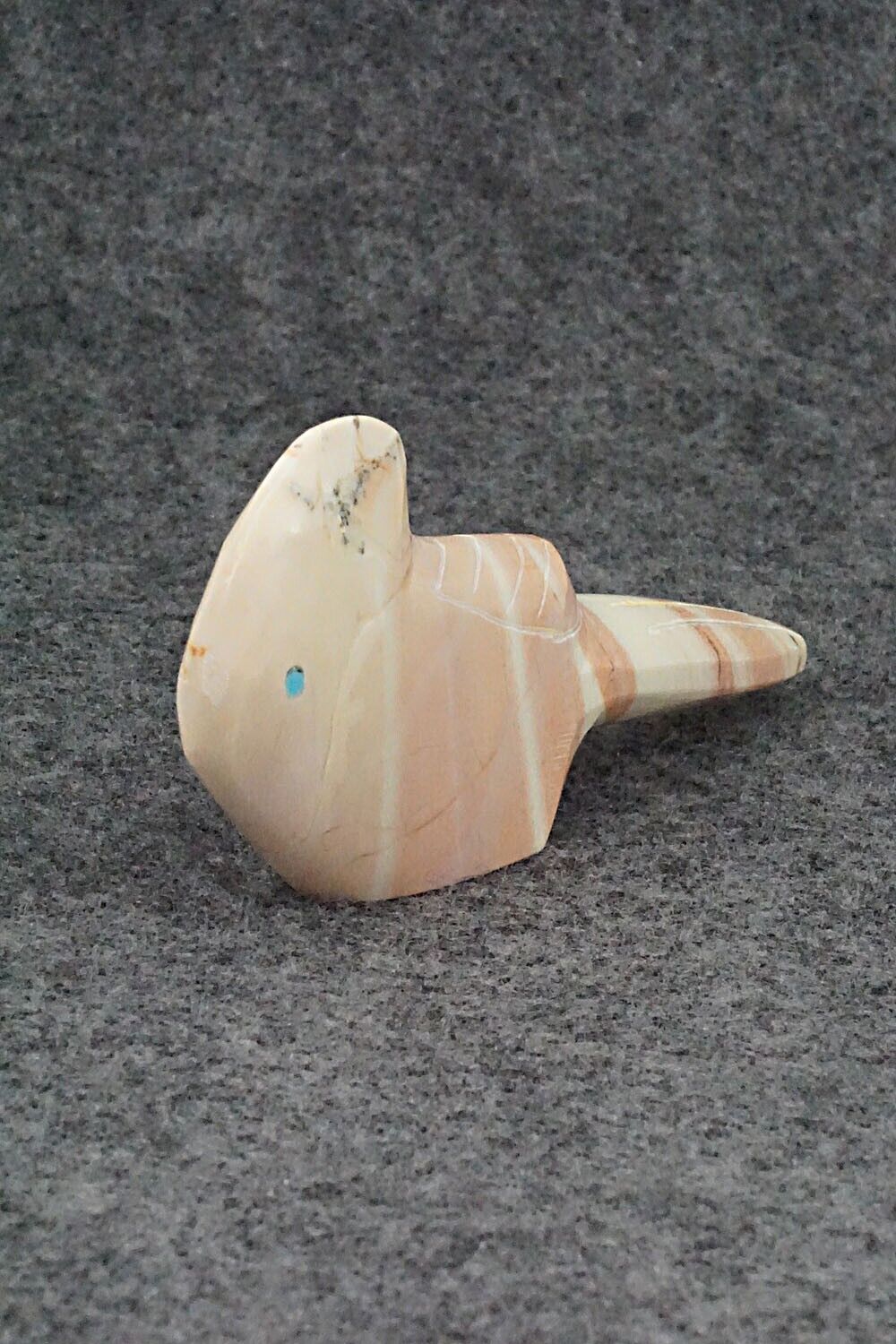 Bird Zuni Fetish Carving - Daphne Quam