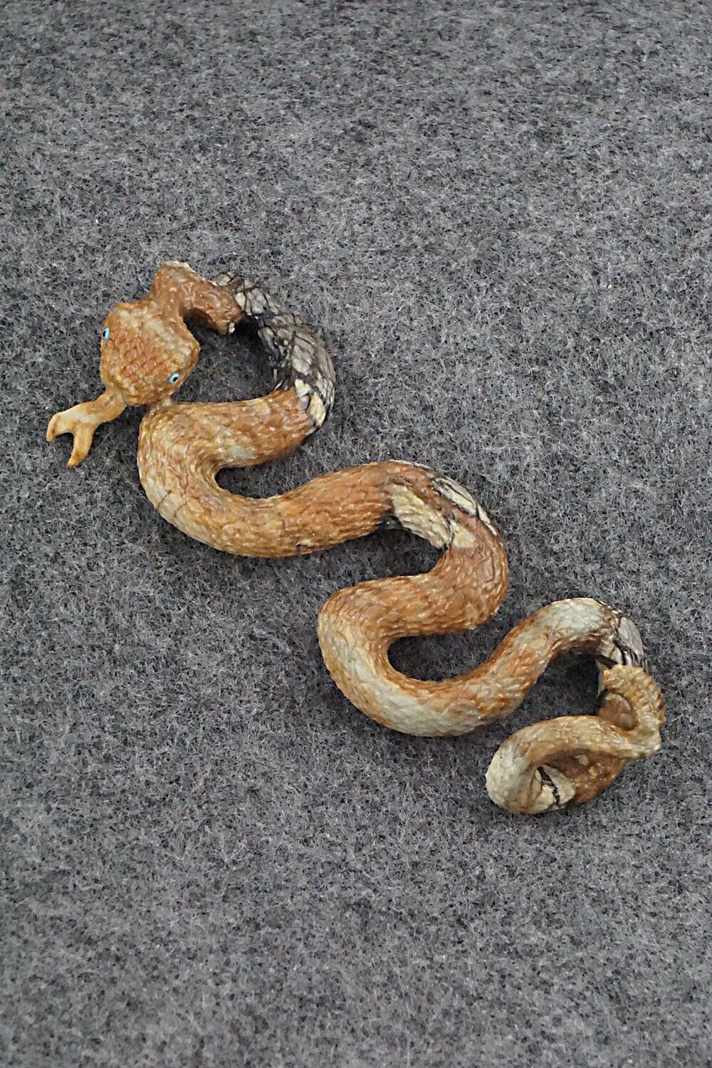 Rattlesnake Zuni Fetish Carving - Travis Lasiloo