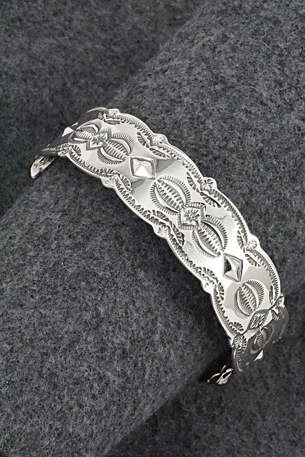 Sterling Silver Bangle Bracelet - Jeremy Delgarito