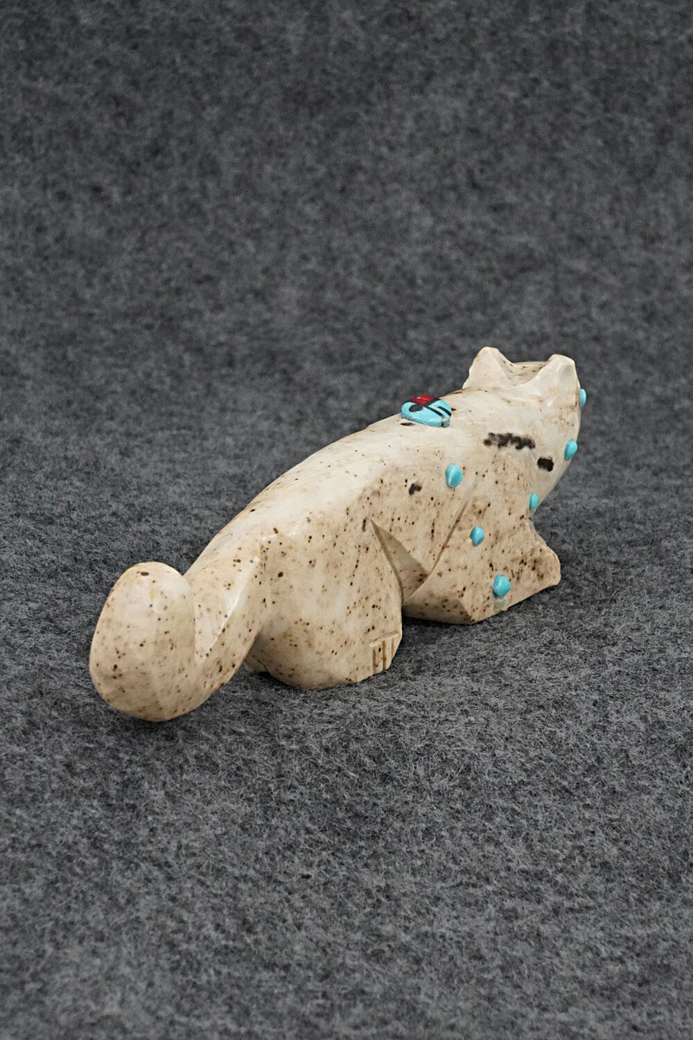 Mountain Lion Zuni Fetish Carving - Danette Laate