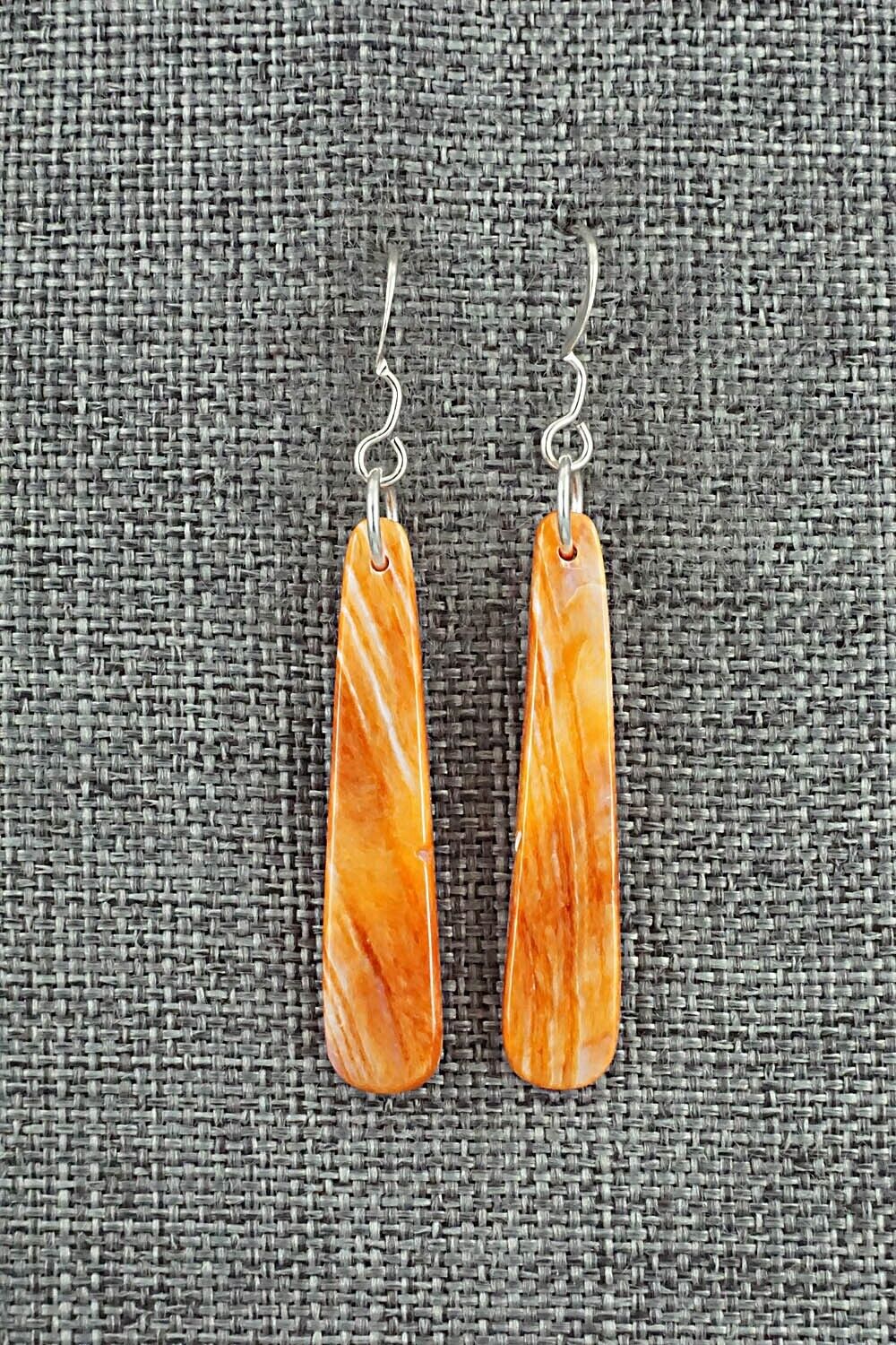 Spiny Oyster & Sterling Silver Earrings - Jesus Espino