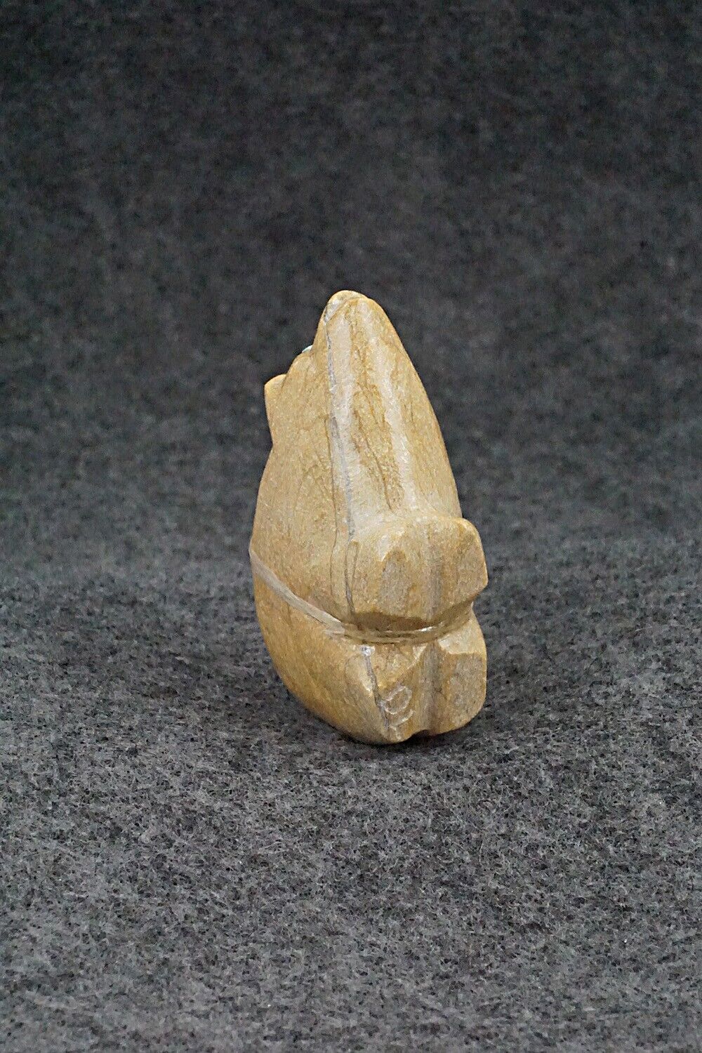 Bear Zuni Fetish Carving - Delvin Leekya