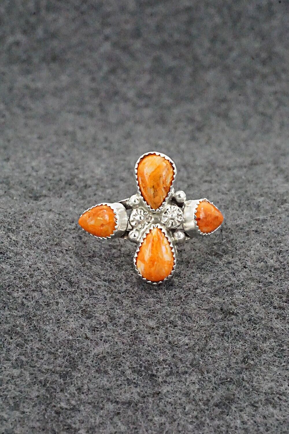 Spiny Oyster & Sterling Silver Ring - Maritta Martinez - Size 8.25