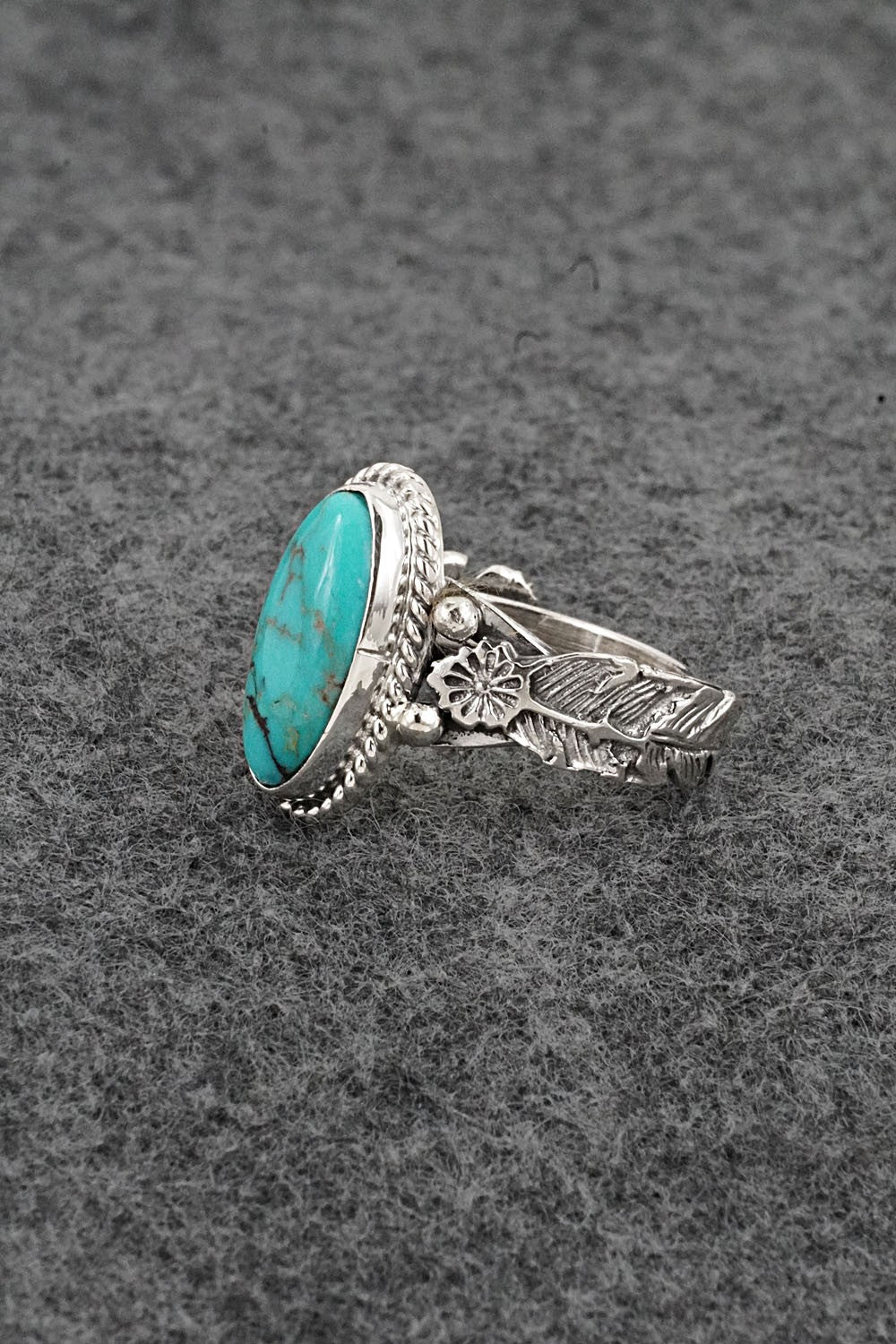 Turquoise & Sterling Silver Ring - Annette Chiquito - Size 9