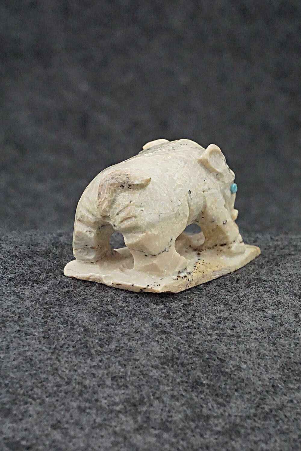Boar Zuni Fetish Carving - Derrick Kaamasee