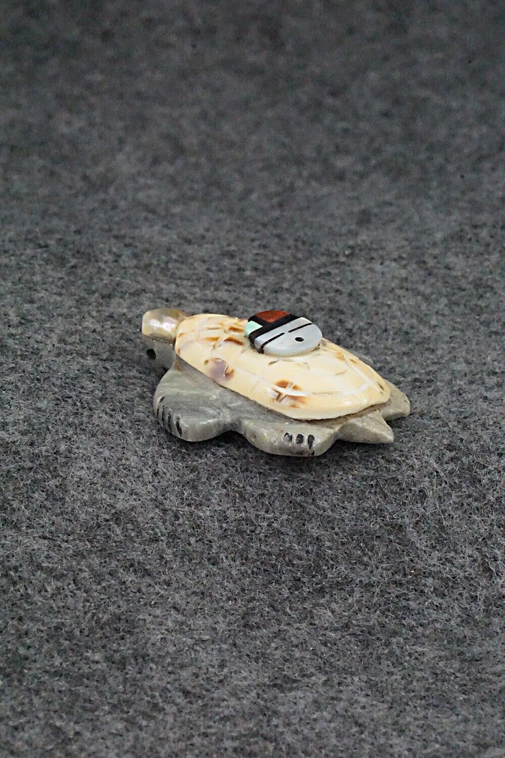 Turtle Zuni Fetish Carving - Darrin Boone
