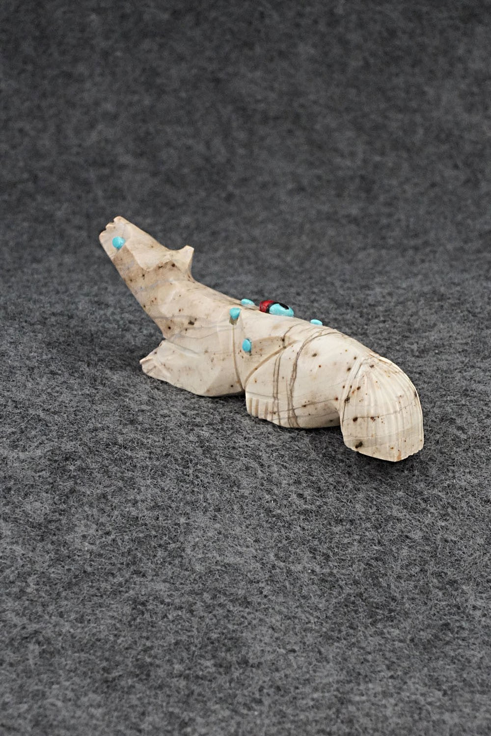 Fox Zuni Fetish Carving - Dannette Laate