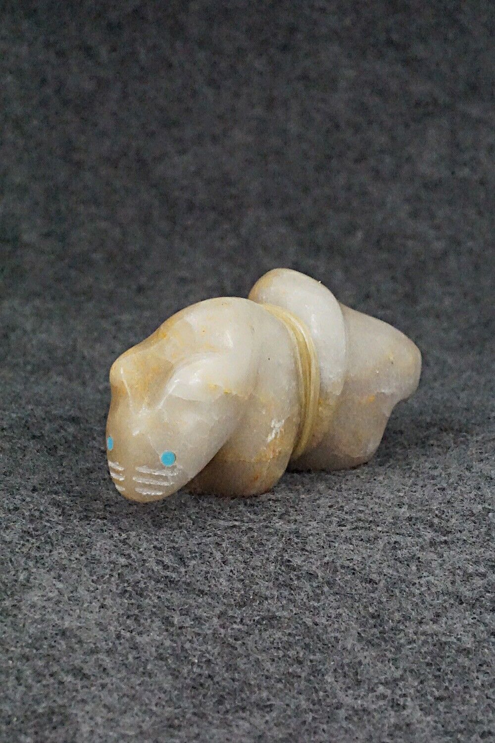 Mountain Lion Zuni Fetish Carving - Herbert Halate