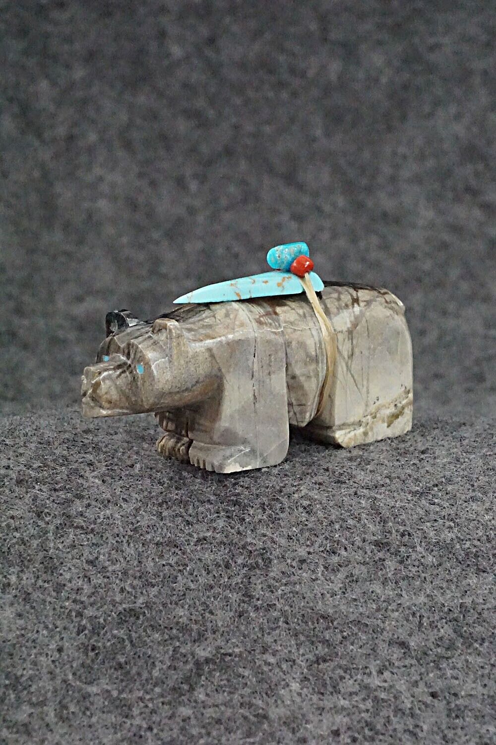 Bear Zuni Fetish Carving - Alex Tsethlikai