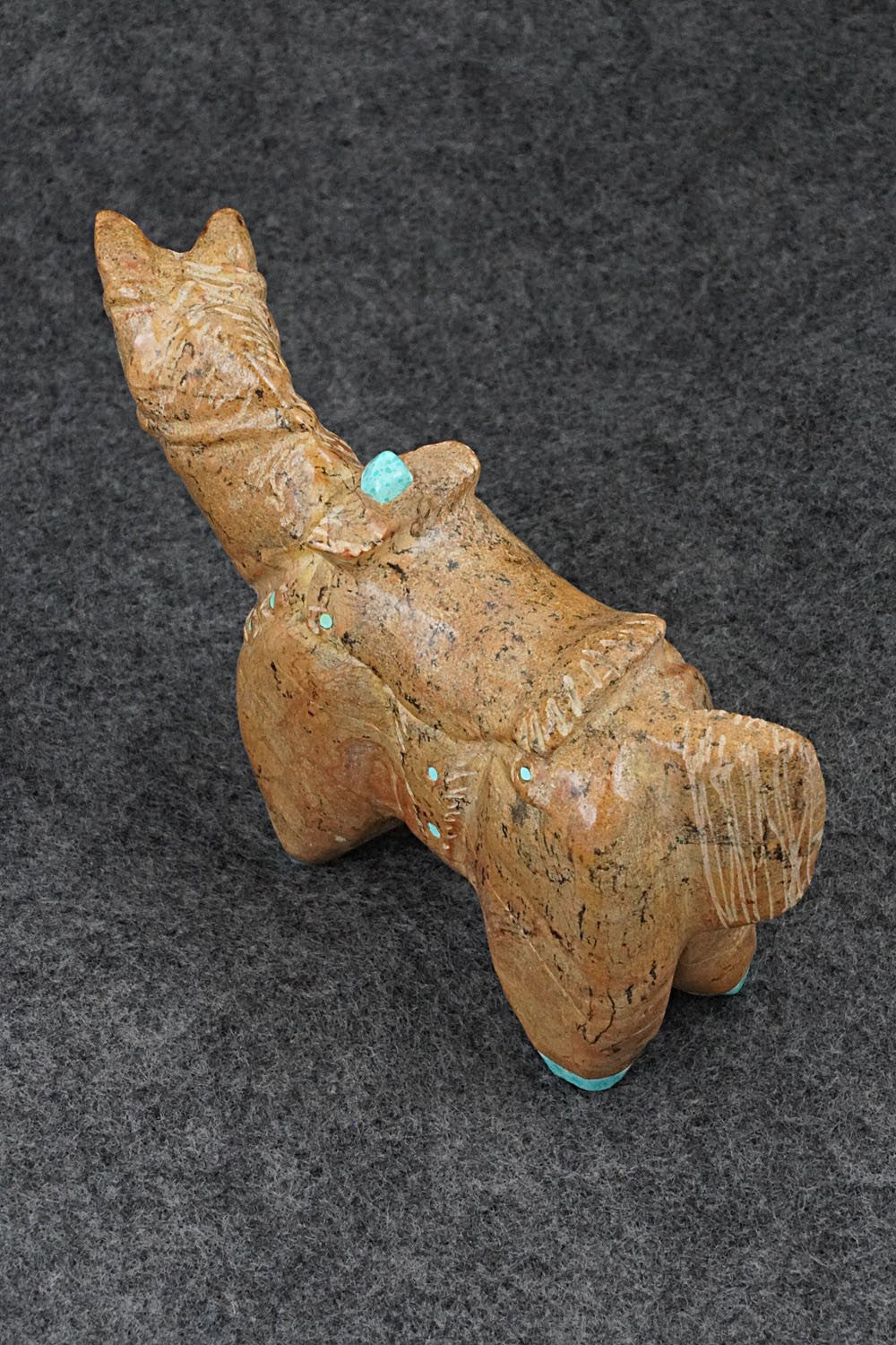 Horse Zuni Fetish Carving - Freddie Leekya