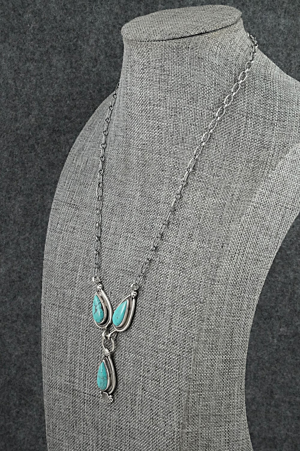 Turquoise & Sterling Silver Necklace - Verley Betone