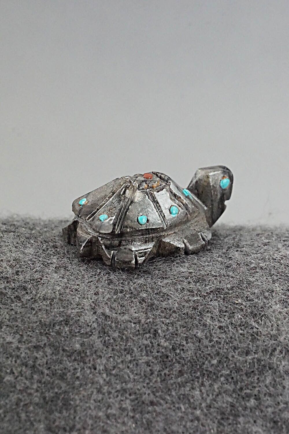 Turtle Zuni Fetish Carving - Carl Etsate