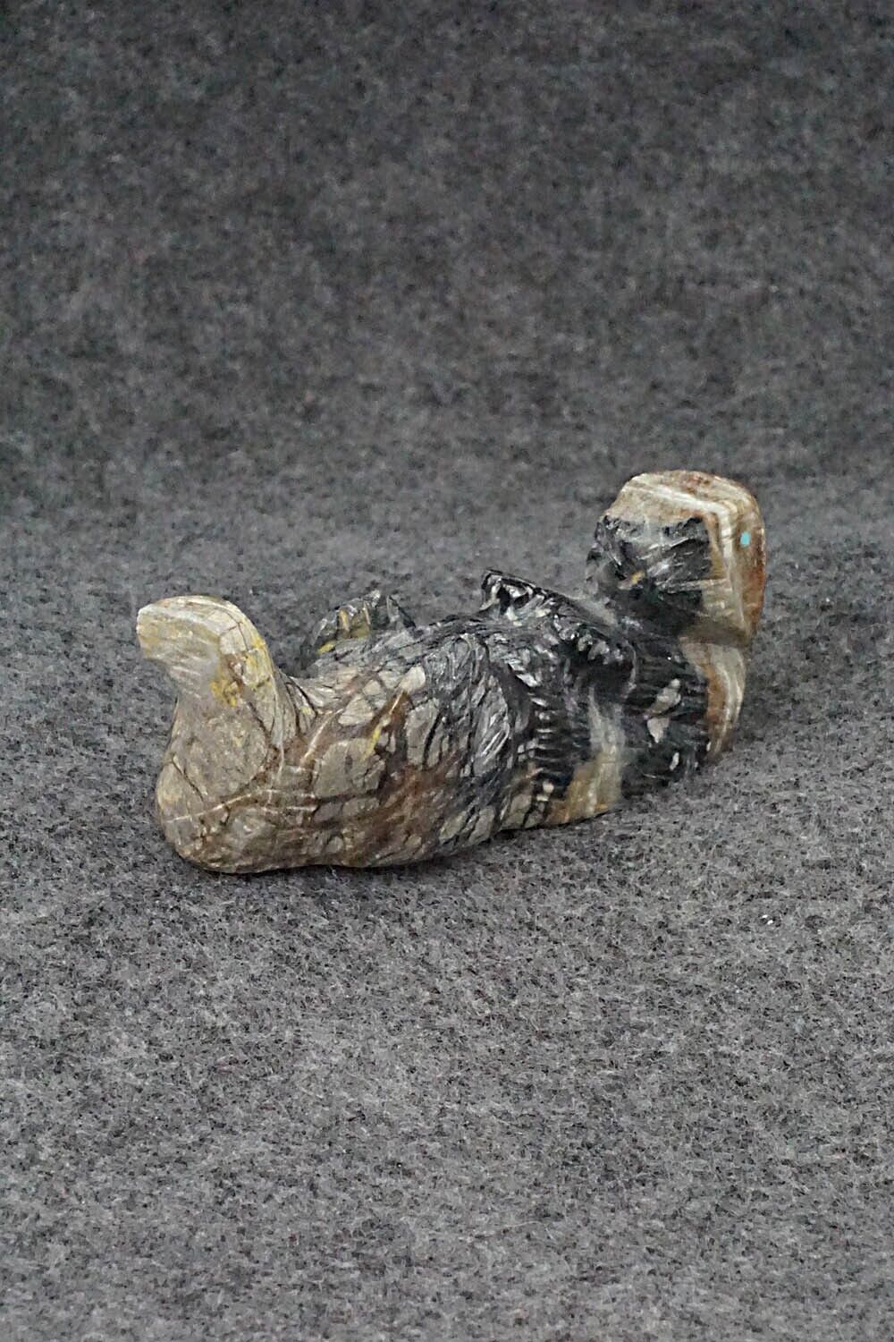 Otter Zuni Fetish Carving - Tony Mackel