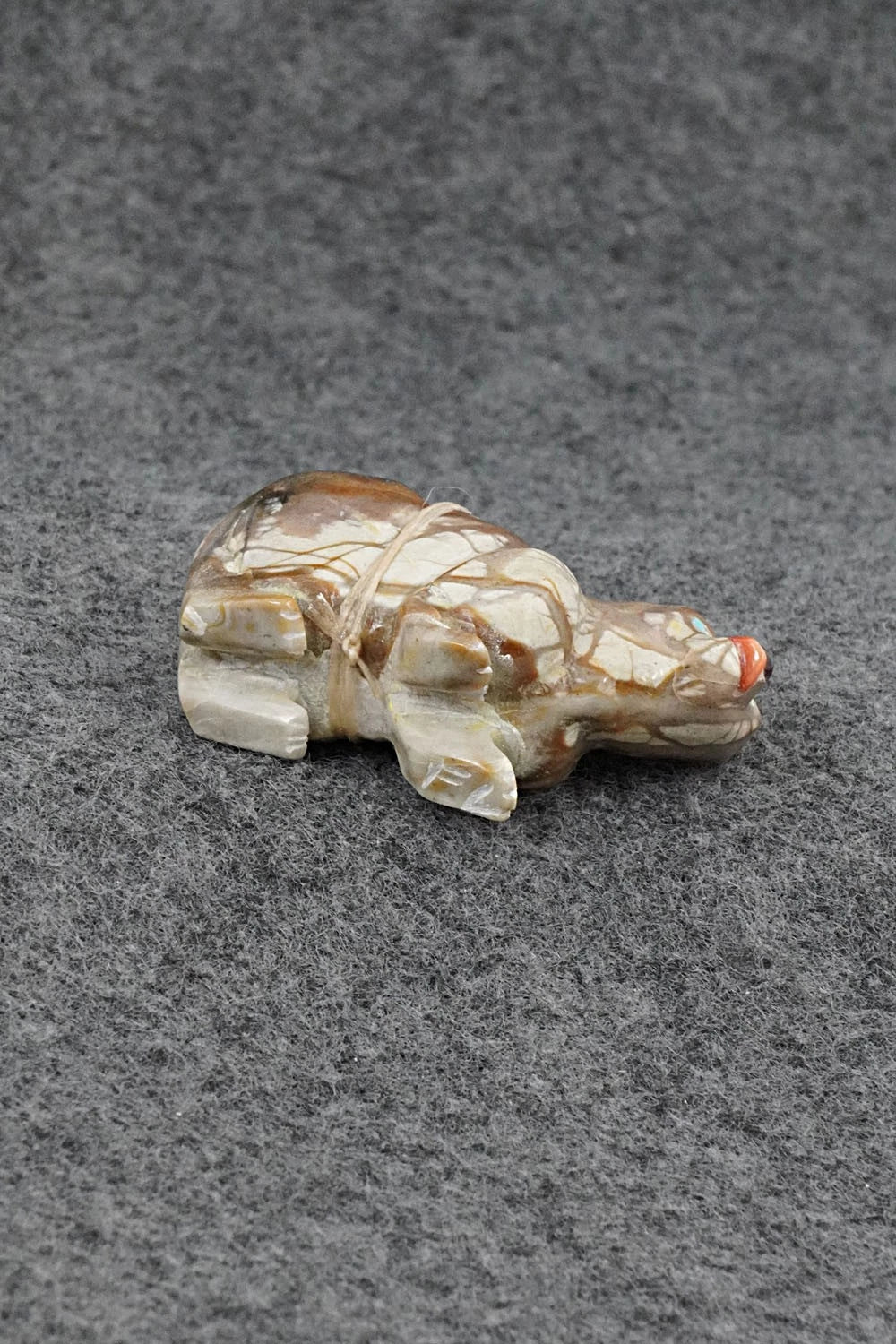 Bear Zuni Fetish Carving - Freddie Leekya