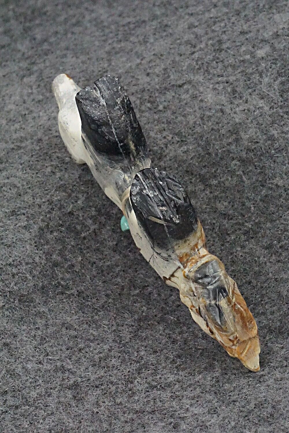 Wolf Zuni Fetish Carving - Kevin Quam