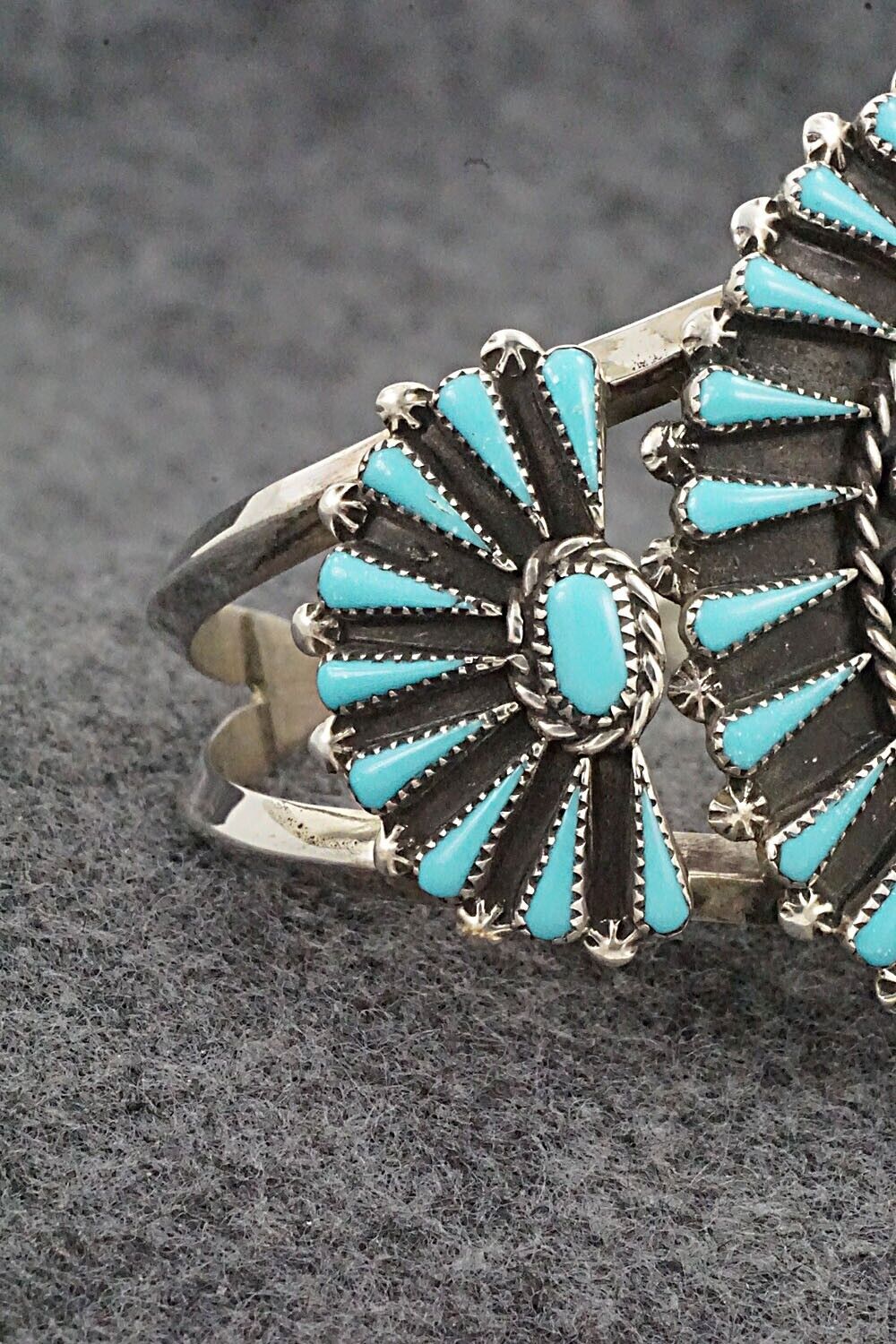 Turquoise & Sterling Silver Bracelet - Carlos Tsipa