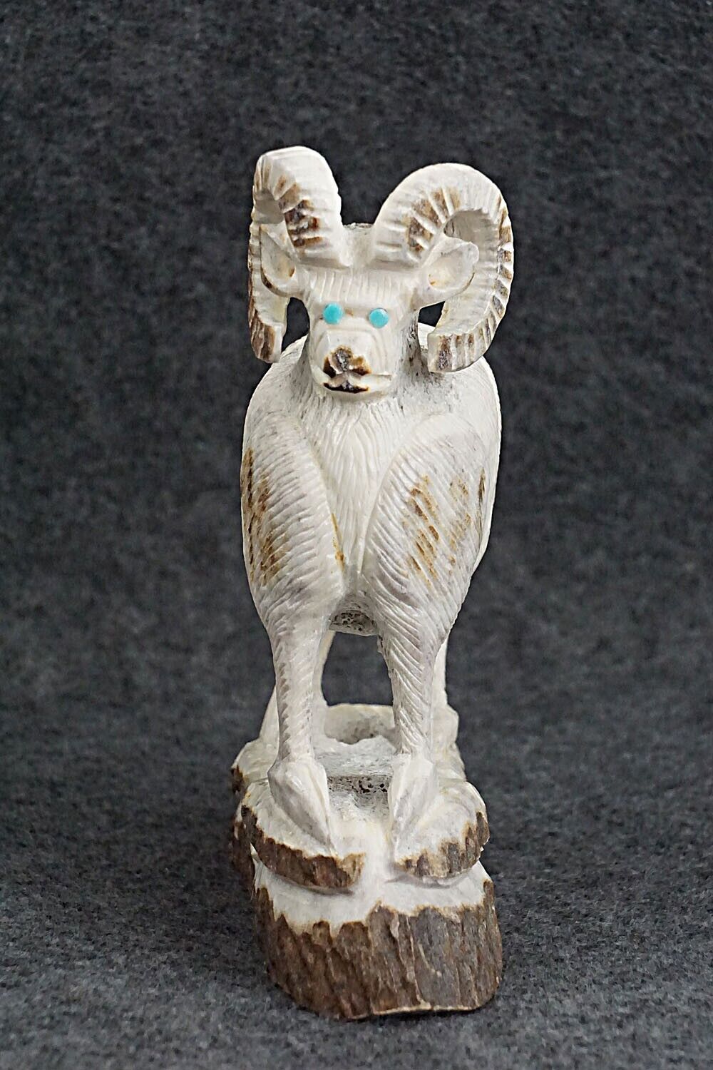 Ram Zuni Fetish Carving - Garrick Weeka
