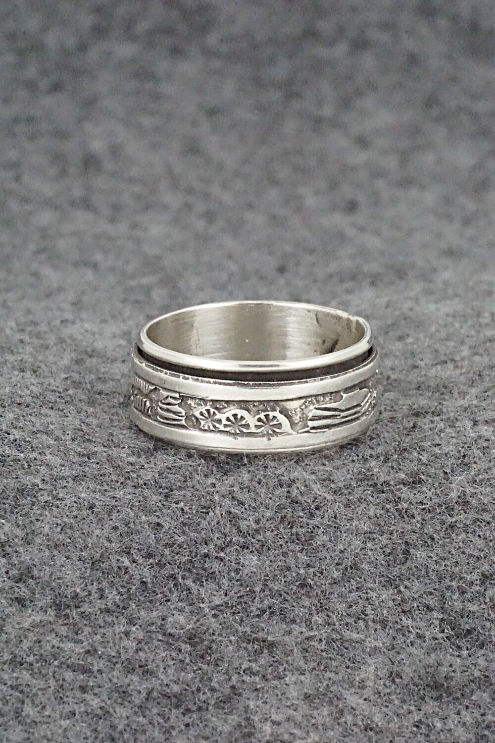 Sterling Silver Spinner Ring - Elaine Becenti - Size 11.75