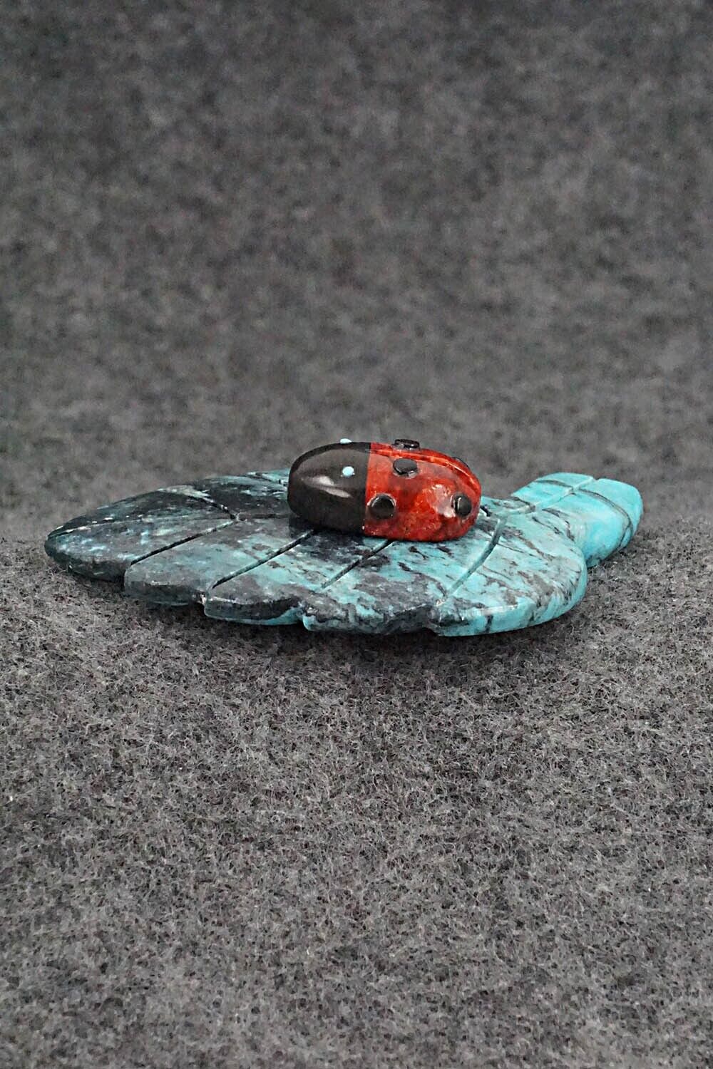 Ladybug on a Leaf Zuni Fetish Carving - Reynold Lunasee