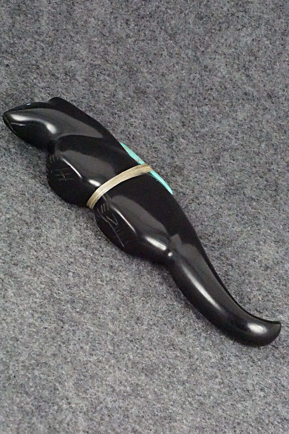 Mountain Lion Zuni Fetish Carving - Herbert Halate