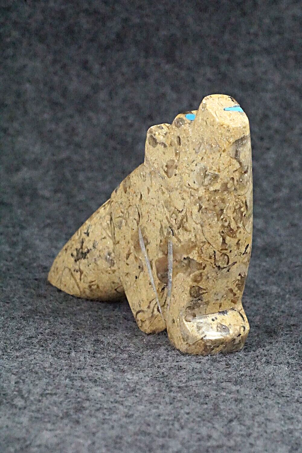 Wolf Zuni Fetish Carving - Bernard Laiwakete