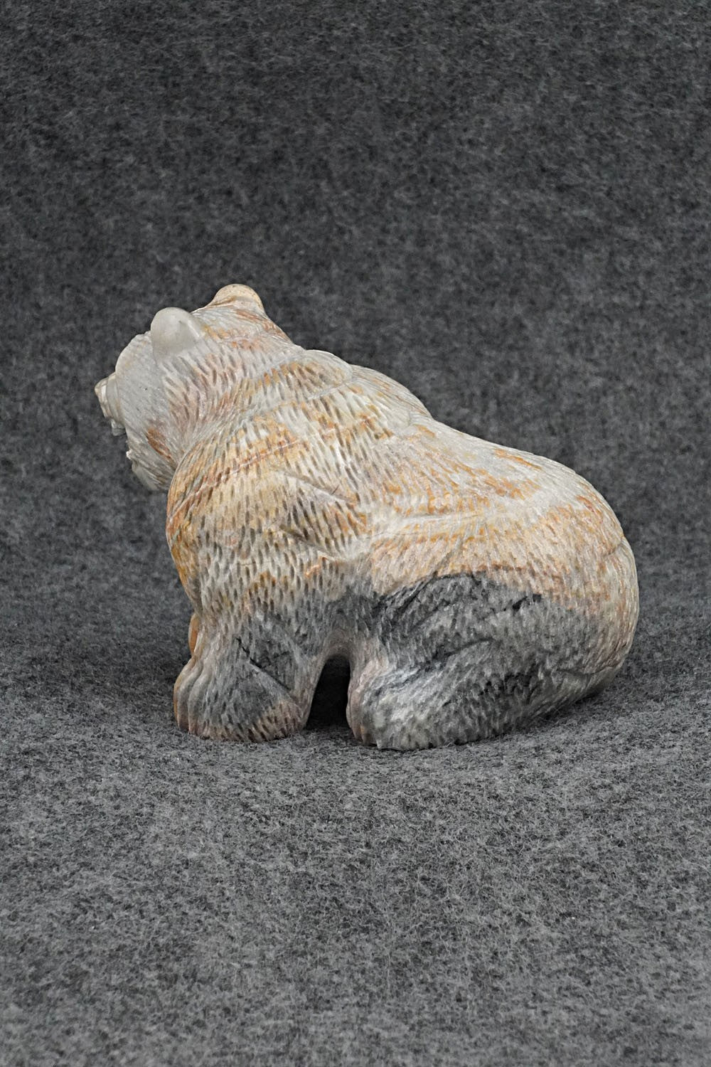 Bear Zuni Fetish Carving - Terrance Panteah