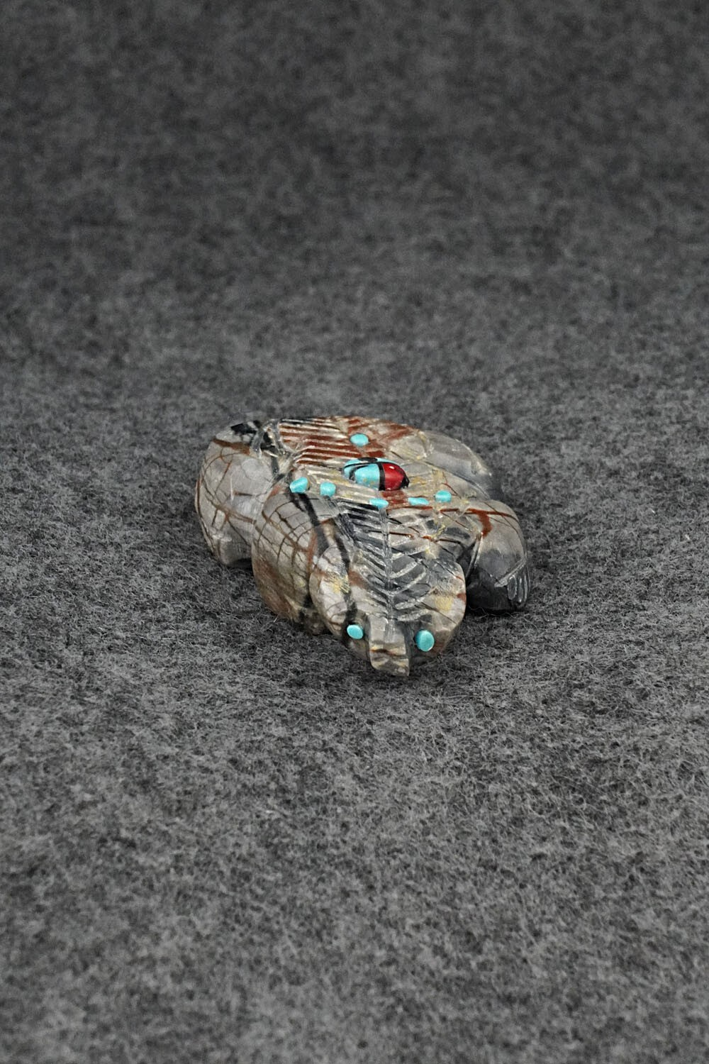 Badger Zuni Fetish Carving - Danette Laate