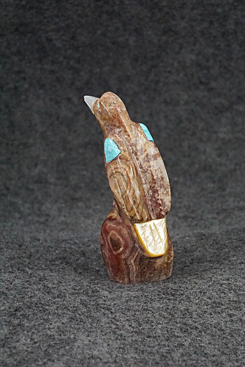 Eagle Zuni Fetish Carving - Freddie Leekya