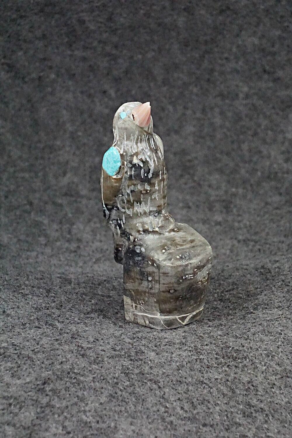 Eagle Zuni Fetish Carving - Freddie Leekya