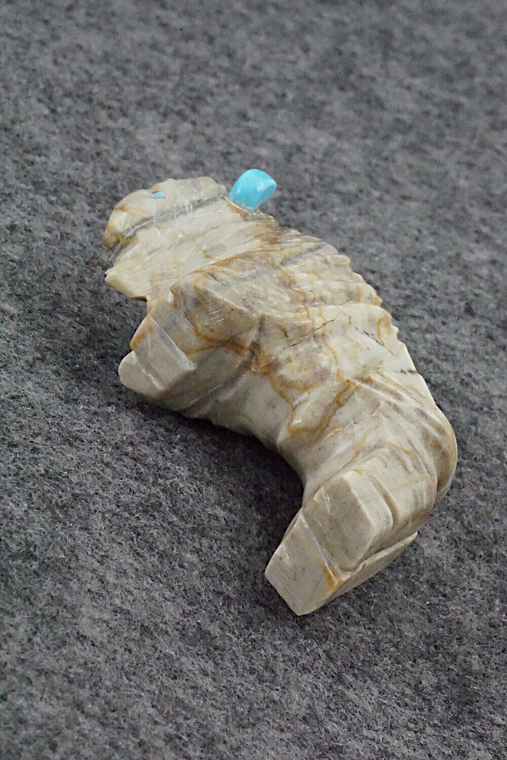 Buffalo Zuni Fetish Carving - Kevin Quam