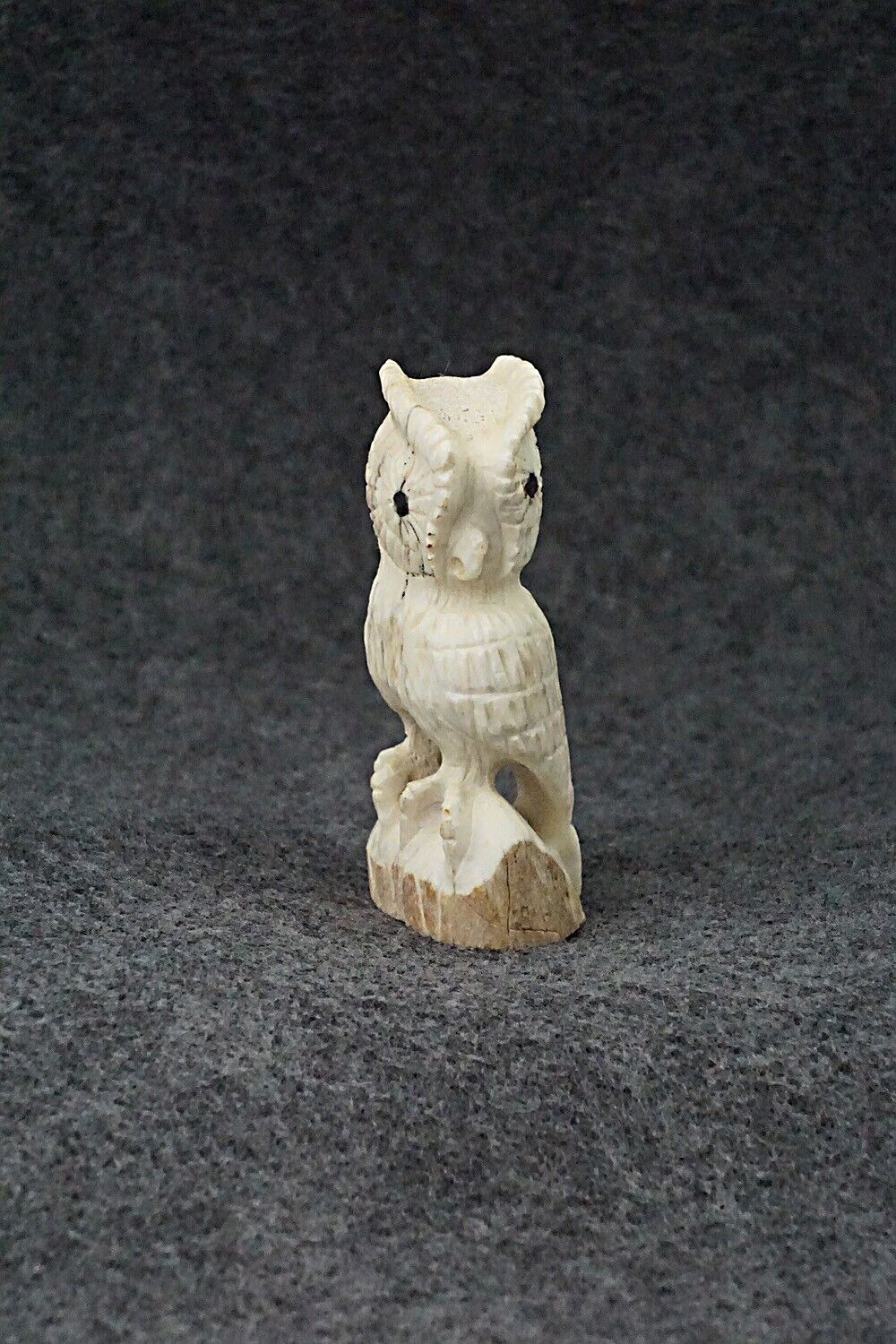 Owl Zuni Fetish Carving - Chris Peina