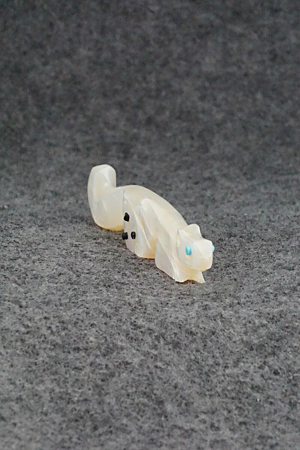 Mountain Lion Zuni Fetish Carving - Danette Laate