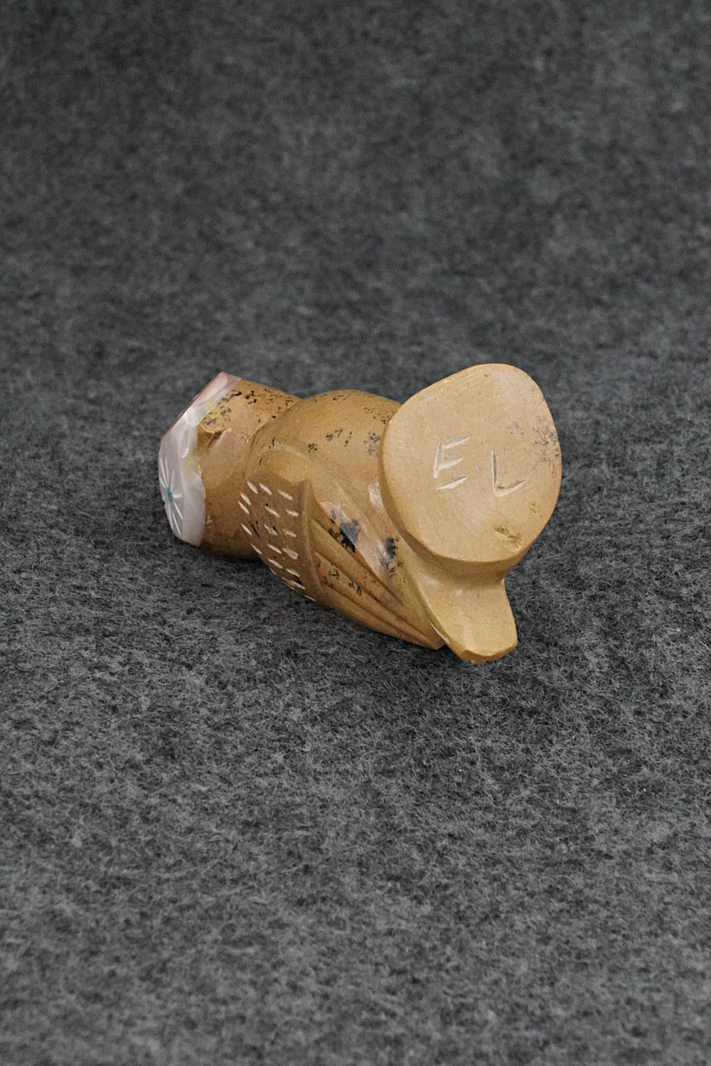 Owl Zuni Fetish Carving - Enrike Leekya