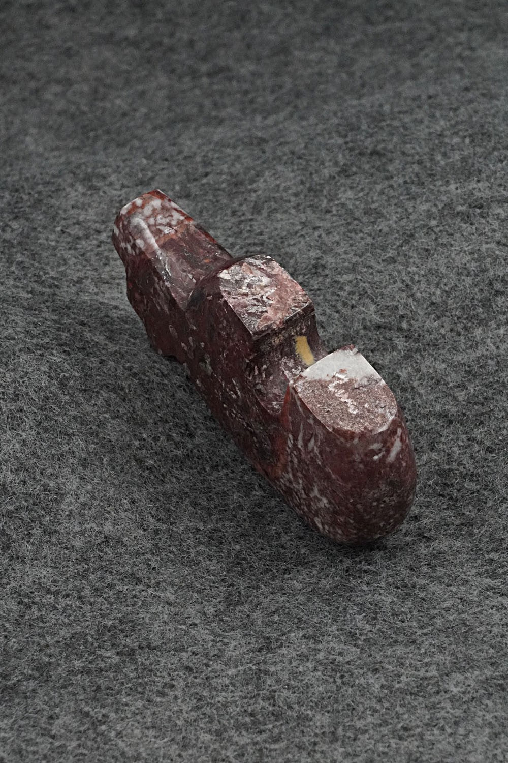 Bear Zuni Fetish Carving - Bernard Laiwakete