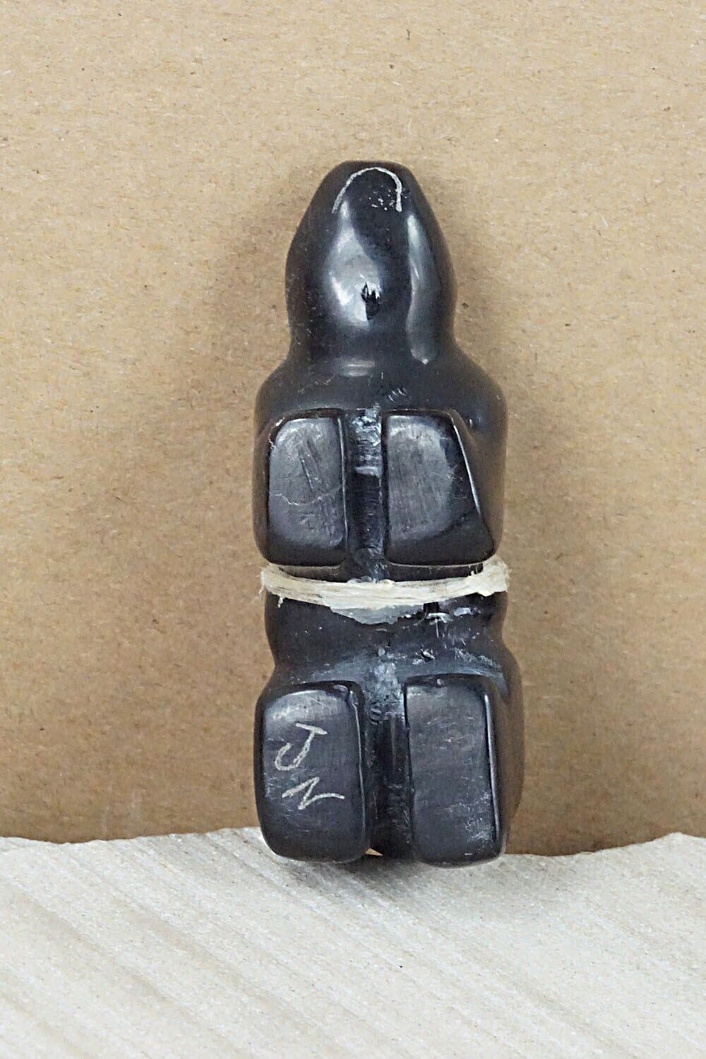 Bear Zuni Fetish Carving - Jonathan Natewa