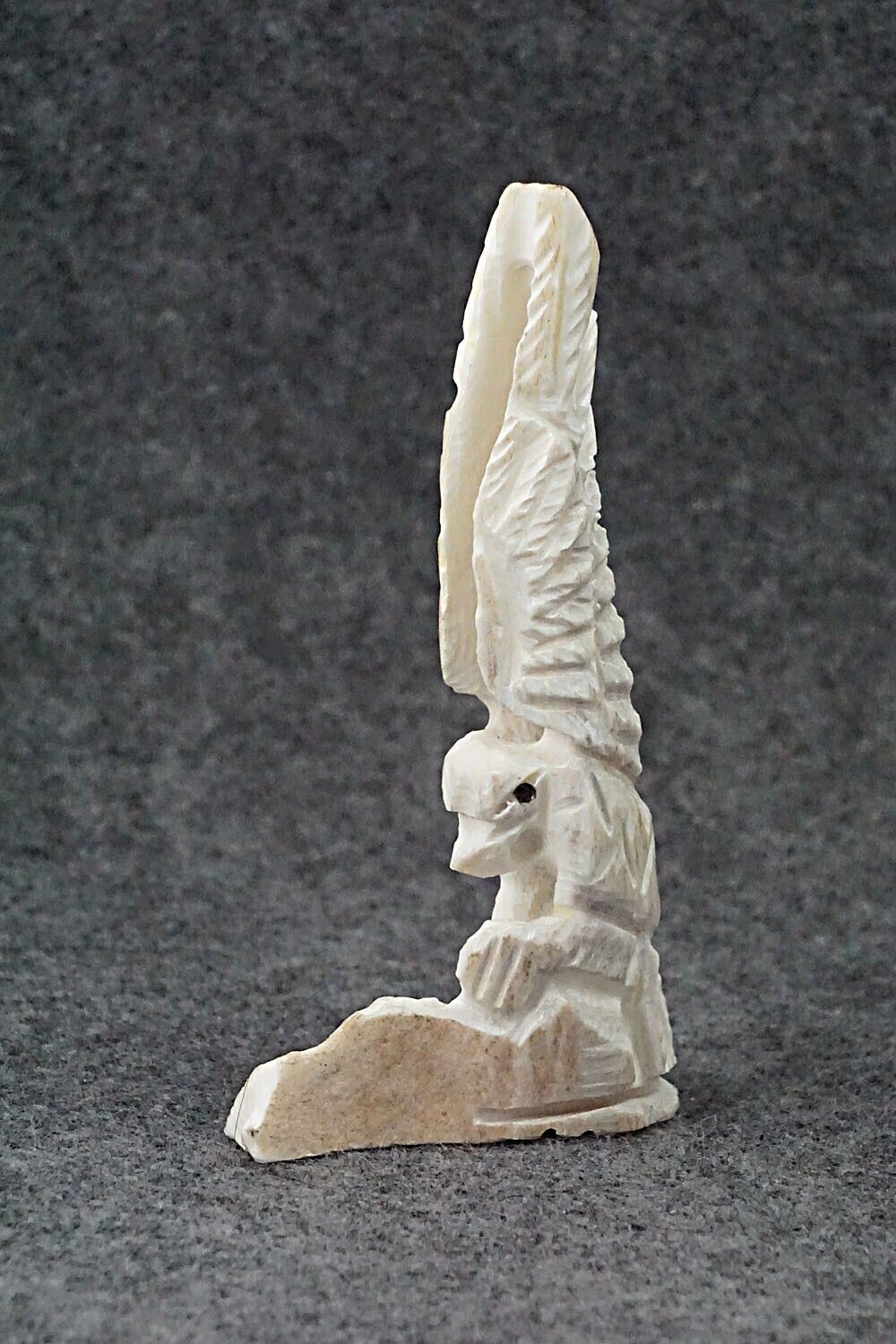 Eagle Zuni Fetish Carving - Jerrold Lahaleon