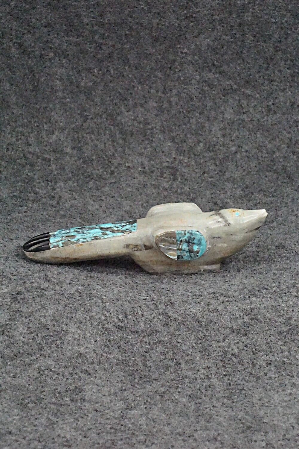 Bird Zuni Fetish Carving - Delvin Leekya