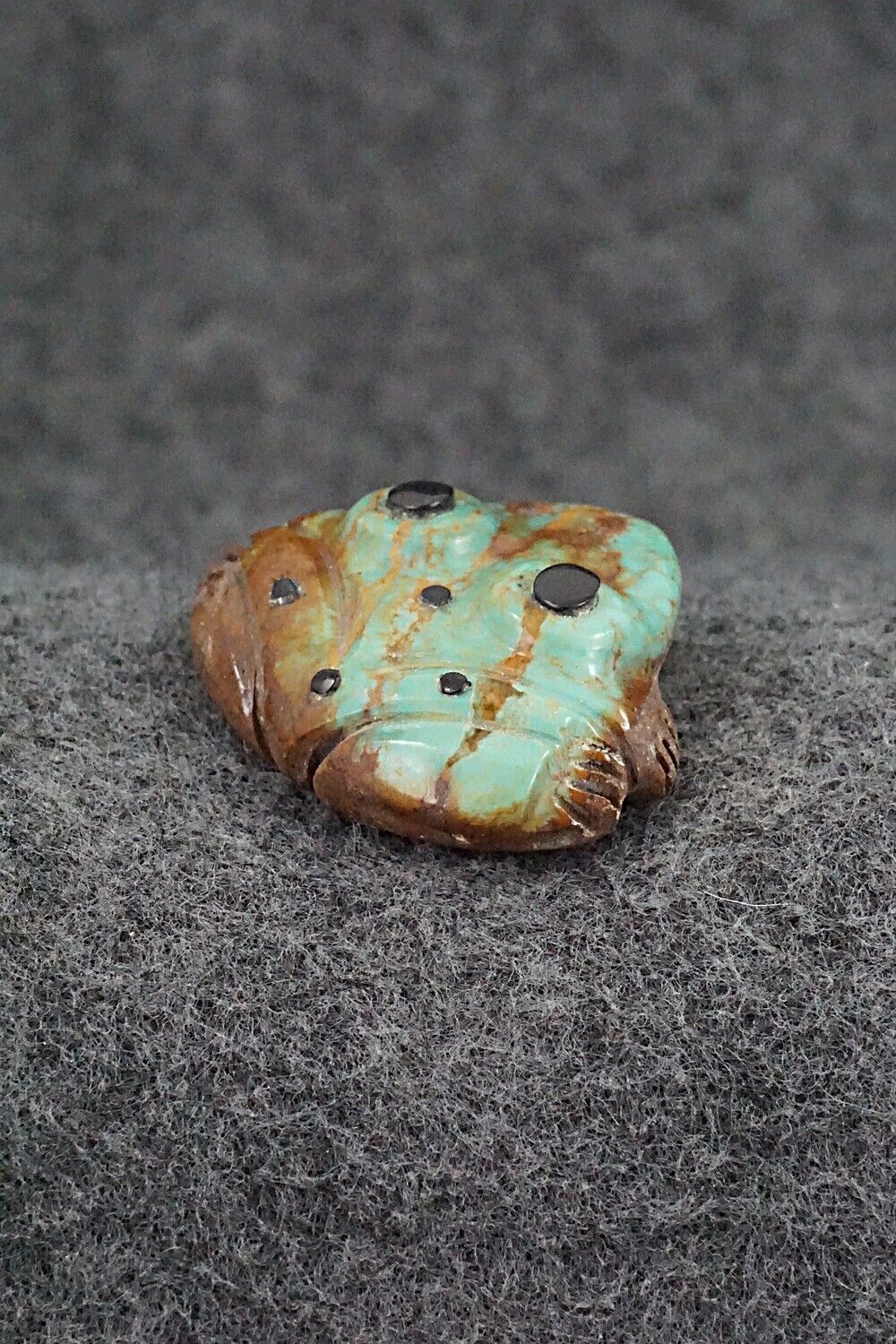 Frog Zuni Fetish Carving - Reynold Lunasee