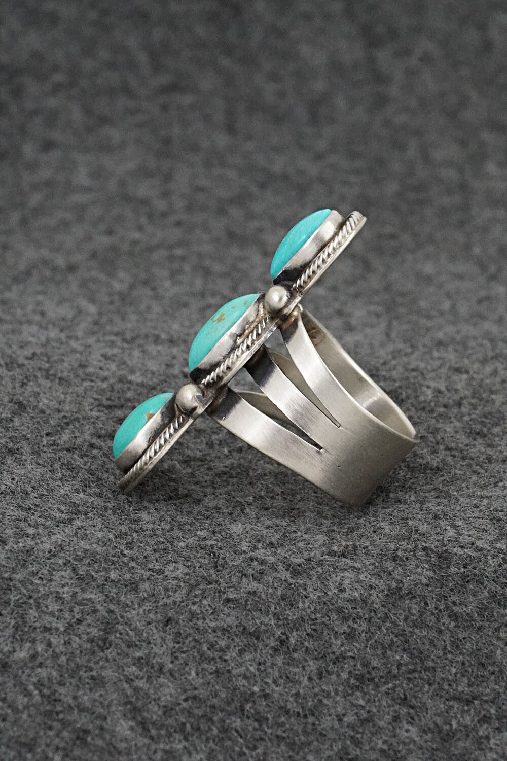 Turquoise & Sterling Silver Ring - Kathleen Livingston - Size 7.5